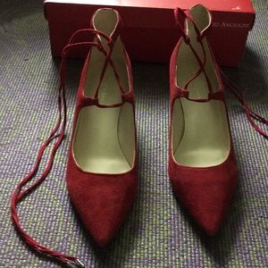 Marc Fisher red suede shoes with laces up detail